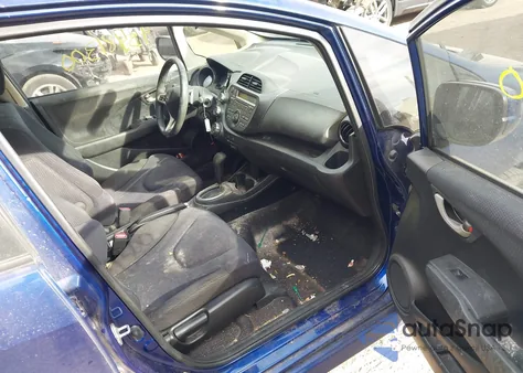 2013 Honda Fit Sport из США, поврежденный, VIN JHMGE8H51DC037995